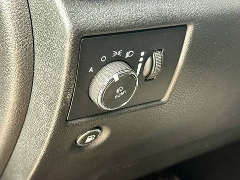 Used 2020 Jeep Grand Cherokee Limited w/ Premium Lighting Group image 12