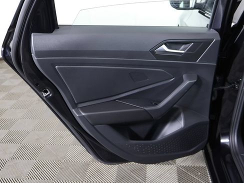 Used 2024 Volkswagen Jetta SE FWD image 26