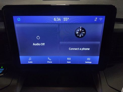 Used 2020 Ford Explorer XLT image 25
