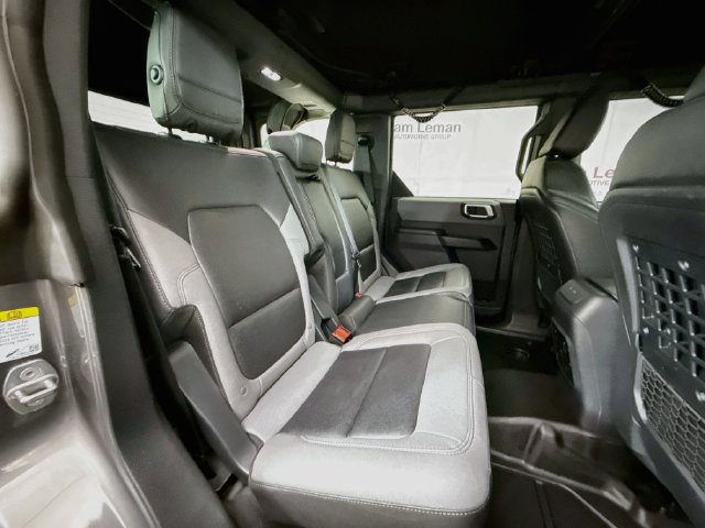 Used 2024 Ford Bronco Black Diamond w/ Sasquatch Package AWD/4WD image 27