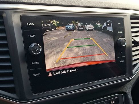 Certified 2021 Volkswagen Atlas SE w/ Towing Package AWD/4WD image 23