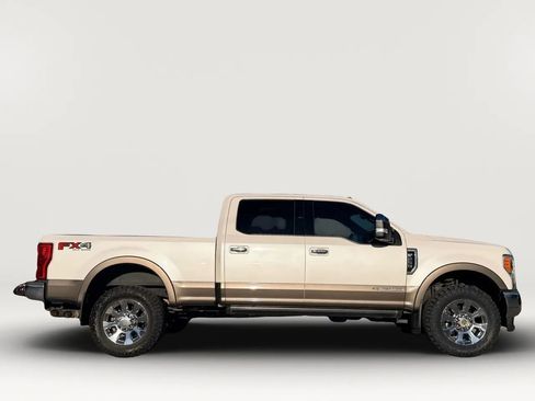 Used 2019 Ford F250 King Ranch w/ King Ranch Ultimate Package image 14