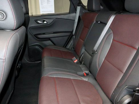 Used 2025 Chevrolet Blazer RS image 23