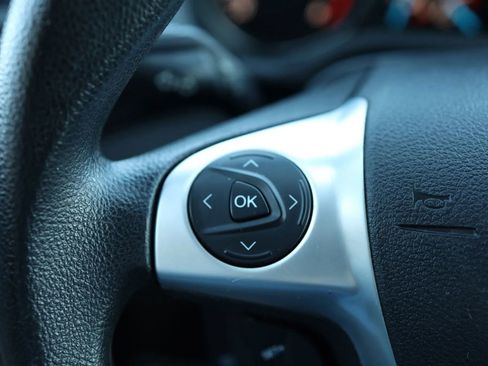 Used 2016 Ford Escape SE image 16