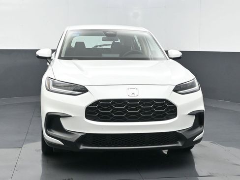 Certified 2025 Honda HR-V LX image 4