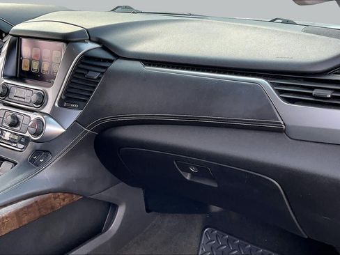 Used 2016 Chevrolet Suburban LT AWD/4WD image 18