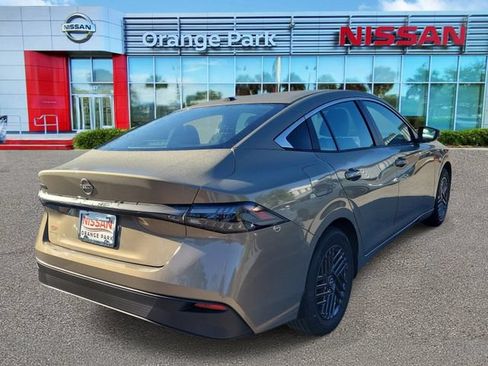 New 2026 Nissan Sentra SV w/ SV Convenience Package FWD image 2