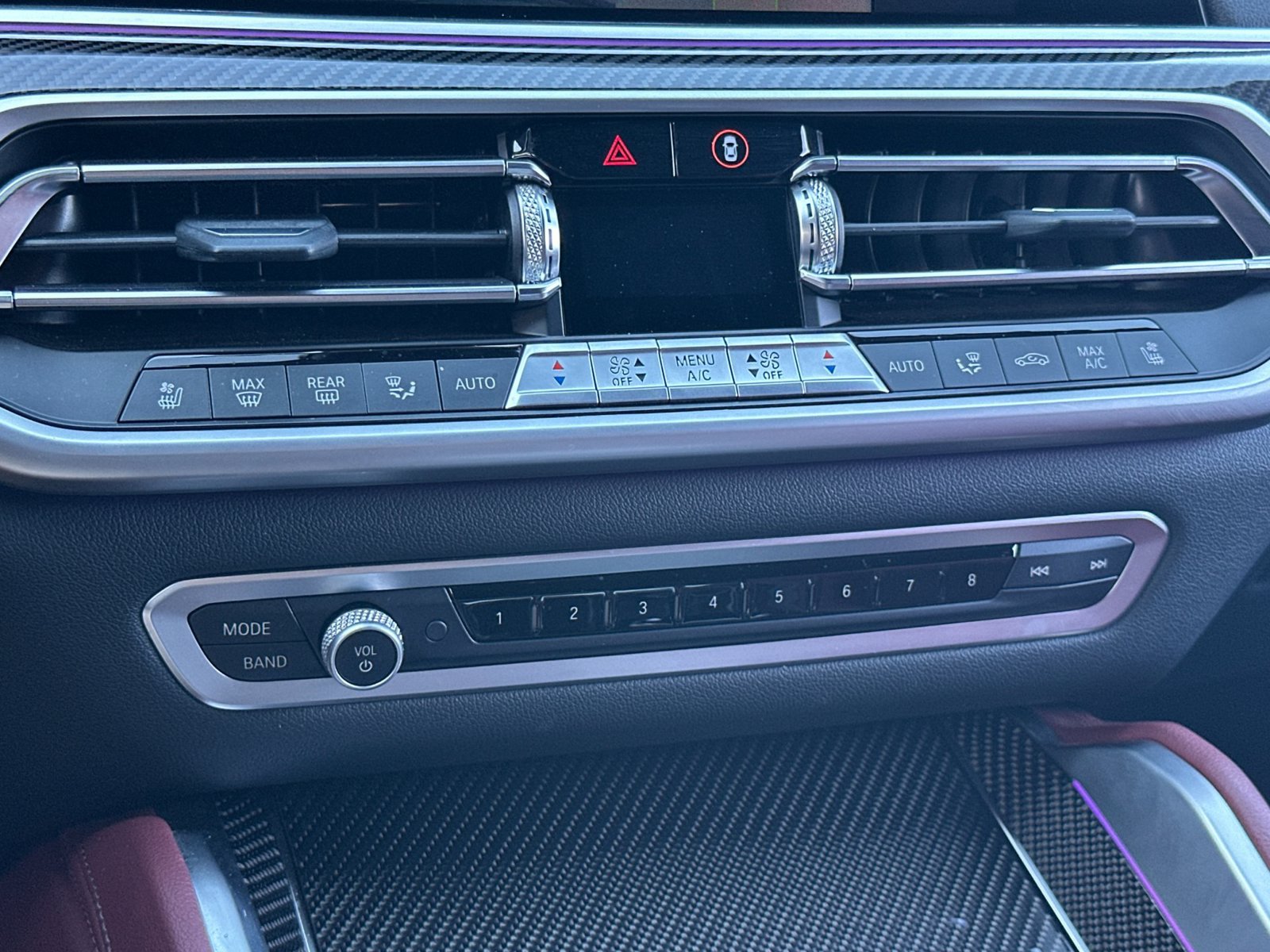 Used 2022 BMW X6 M50i w/ Premium Package AWD/4WD image 21