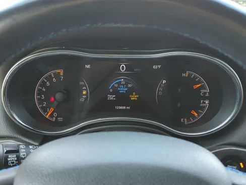 Used 2018 Jeep Grand Cherokee Laredo AWD/4WD image 32