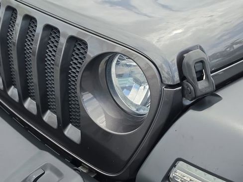 Used 2020 Jeep Wrangler Unlimited Sport AWD/4WD image 7