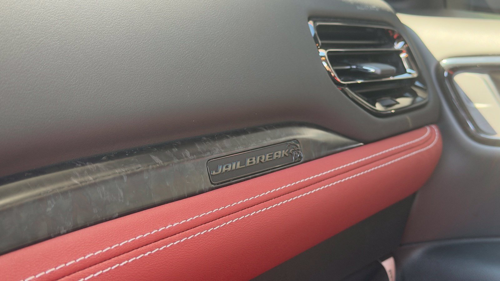 Used 2026 Dodge Durango SRT Hellcat w/ Premium Group AWD/4WD image 18