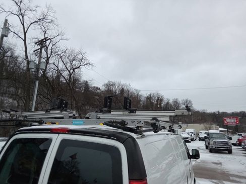 Used 2017 GMC Savana 2500 image 8