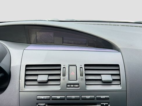 Used 2013 MAZDA MAZDA3 i Touring w/ Preferred Equipment Pkg image 18