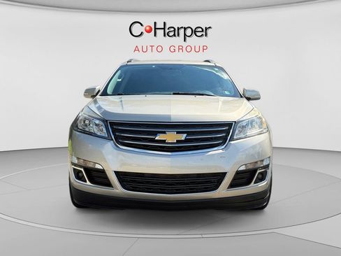Certified 2017 Chevrolet Traverse LT w/ Style and Technology Package FWD image 8
