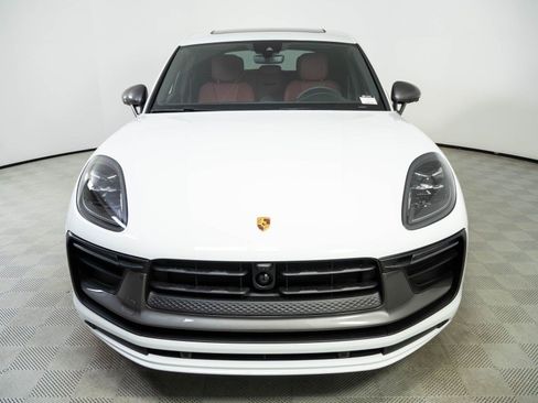 New 2026 Porsche Macan Turbo AWD/4WD image 36