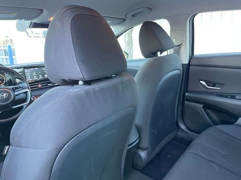 Used 2022 Hyundai Elantra SEL w/ Convenience Package image 27