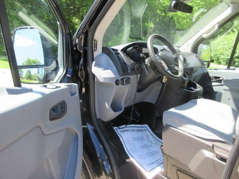 Used 2016 Ford Transit 250 148 Medium Roof RWD image 35
