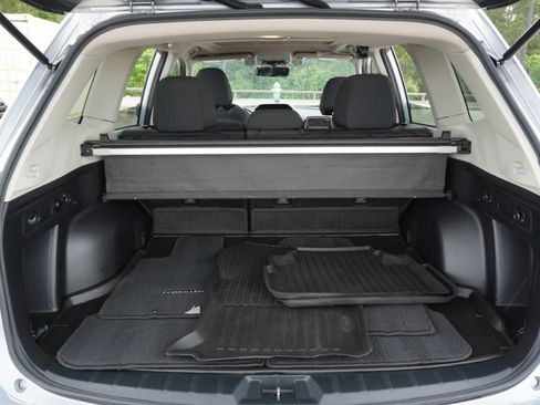 Used 2020 Subaru Forester Premium AWD/4WD image 29