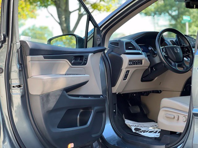 Used 2018 Honda Odyssey EX-L image 9