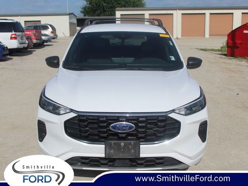 Used 2023 Ford Escape ST-Line w/ Tech Pack #1 AWD/4WD image 1