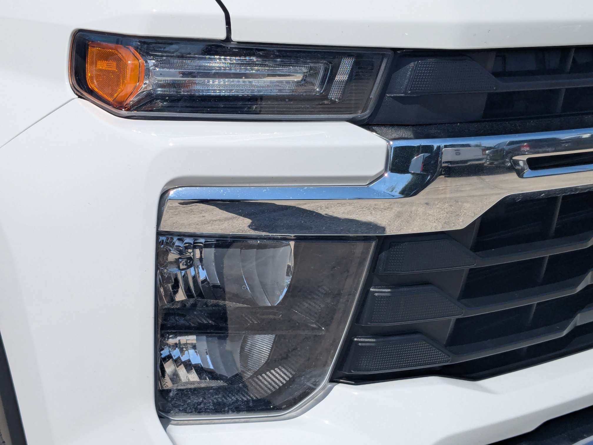 Used 2025 Chevrolet Silverado 2500 LT w/ Convenience Package AWD/4WD image 11