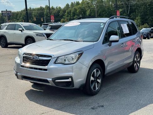Used 2017 Subaru Forester 2.5i Premium w/ Popular Package #2A AWD/4WD image 7