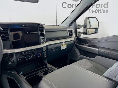 New 2026 Ford F450 XLT w/ XLT Premium Package AWD/4WD image 28