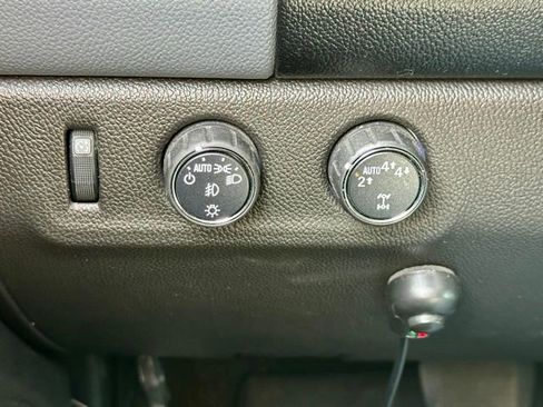 Used 2018 Chevrolet Colorado Z71 image 36