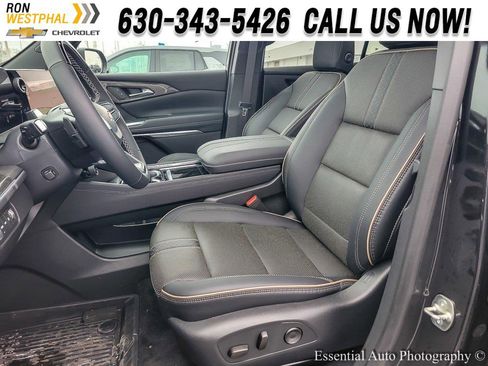 New 2026 Chevrolet Traverse High Country w/ LPO, Floor Liner Package image 8