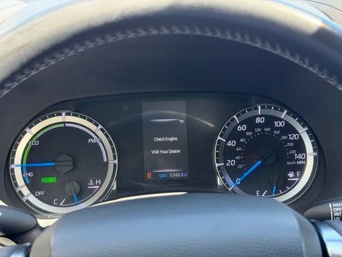 Used 2020 Toyota Highlander LE AWD/4WD image 25