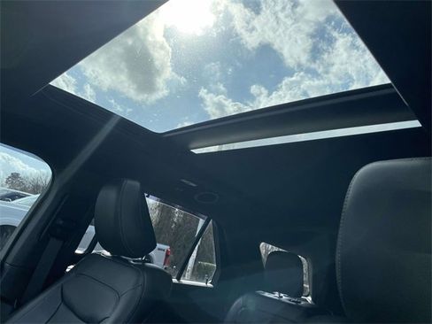 Certified 2020 Ford Explorer Limited image 8