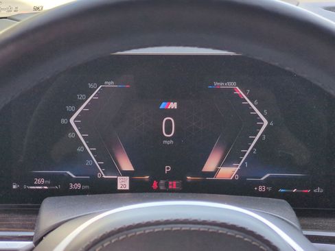 Certified 2024 BMW X7 xDrive40i w/ M Sport Package image 21