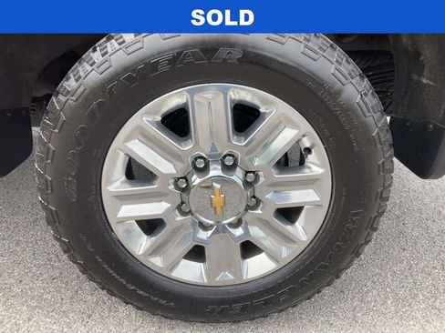Used 2025 Chevrolet Silverado 2500 LT AWD/4WD image 10