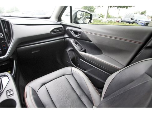 Certified 2024 Subaru Crosstrek 2.5i Limited w/ Crosstrek Mirror Package AWD/4WD image 10