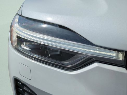 New 2026 Volvo XC60 B5 Plus w/ Protection Package Premier AWD/4WD image 25