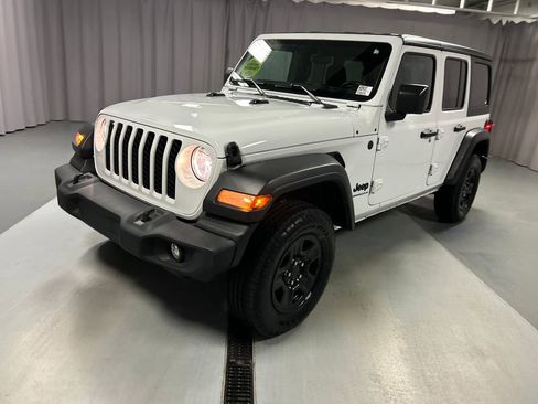 Used 2024 Jeep Wrangler Sport image 3