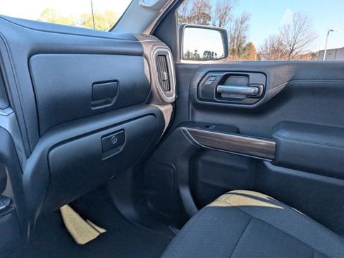 Used 2021 Chevrolet Silverado 1500 LT AWD/4WD image 65
