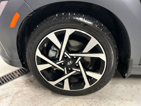 Used 2023 Hyundai Kona Limited image 9