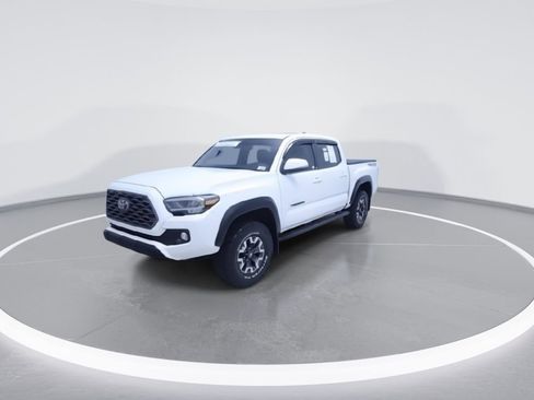 Used 2020 Toyota Tacoma TRD Off-Road w/ TRD Premium Off Road Package image 5