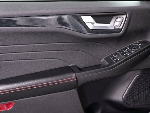 Used 2023 Ford Escape ST-Line w/ Tech Pack #1 image 6