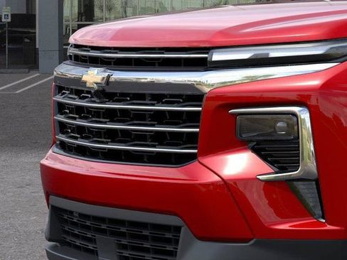 New 2026 Chevrolet Traverse LT w/ Driver Confidence Package FWD image 13