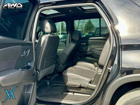 Used 2023 Chevrolet Traverse RS w/ LPO, Floor Liner Package AWD/4WD image 22