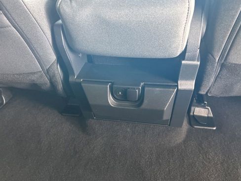 Used 2025 Ford F350 XLT image 30