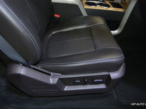 Used 2011 Ford F150 Lariat image 16