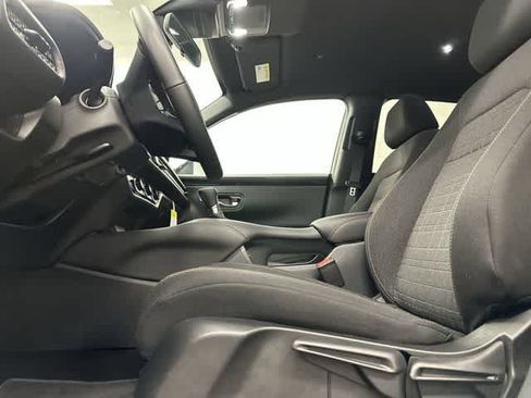 Certified 2026 Honda HR-V Sport image 26