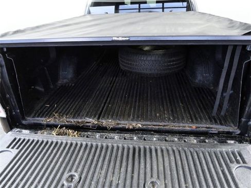 Used 2012 Ford F150 STX w/ STX Decor Pkg image 11