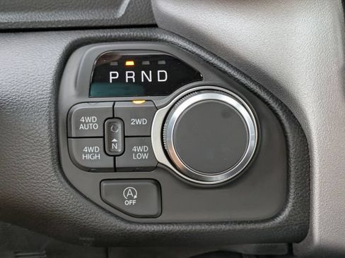 Certified 2026 RAM 1500 Big Horn AWD/4WD image 17