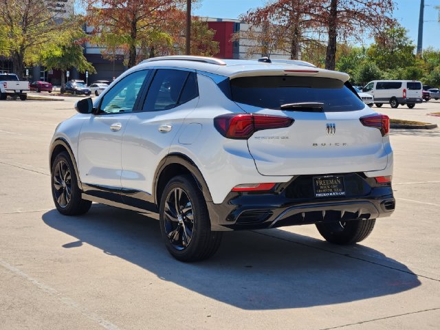 Used 2025 Buick Encore GX Sport Touring FWD image 7