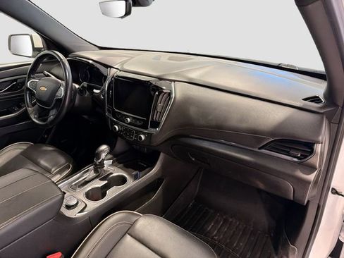 Certified 2022 Chevrolet Traverse Premier image 28