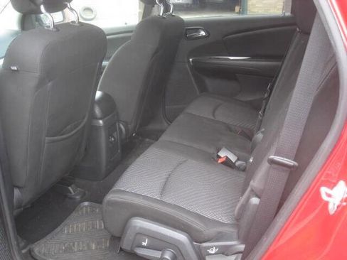 Used 2014 Dodge Journey SXT image 14